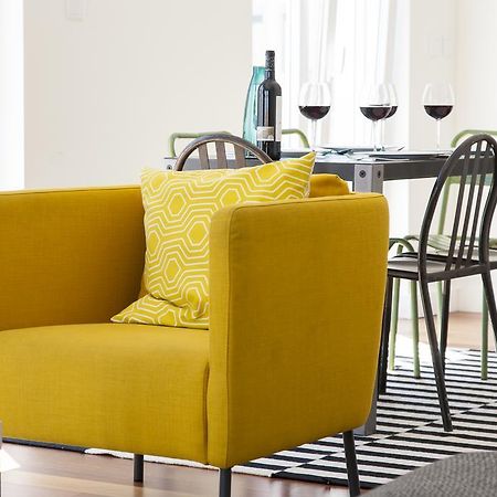 Joivy Joyful 2Br Apt With Terrace Nearby Sao Bento Palace Lisboa المظهر الخارجي الصورة