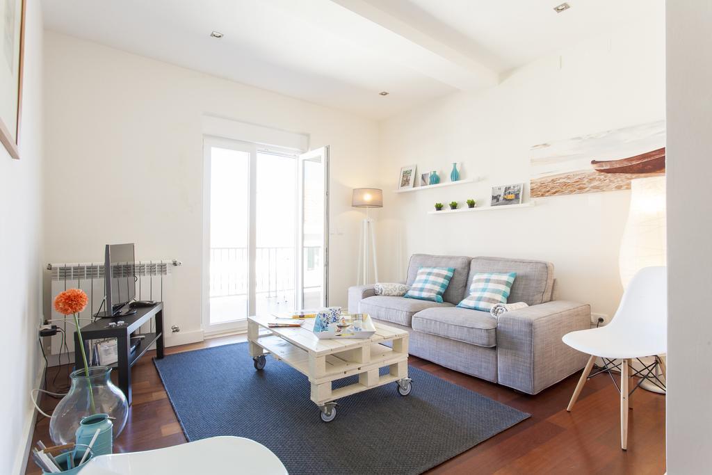 Joivy Joyful 2Br Apt With Terrace Nearby Sao Bento Palace Lisboa الغرفة الصورة