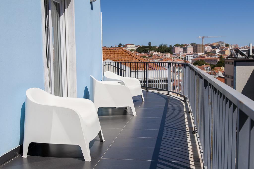 Joivy Joyful 2Br Apt With Terrace Nearby Sao Bento Palace Lisboa المظهر الخارجي الصورة