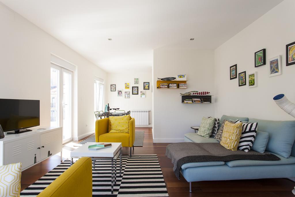 Joivy Joyful 2Br Apt With Terrace Nearby Sao Bento Palace Lisboa المظهر الخارجي الصورة